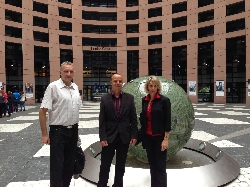 Naši učitelé v budově Evropského parlamentu